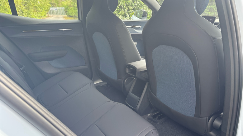 Volvo EX30 200kW SM Extended Range Plus 69kWh 5dr Auto Electric Estate